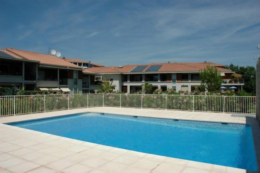 Votre Sejour Cosy A Frejus! Lägenhet Exteriör bild