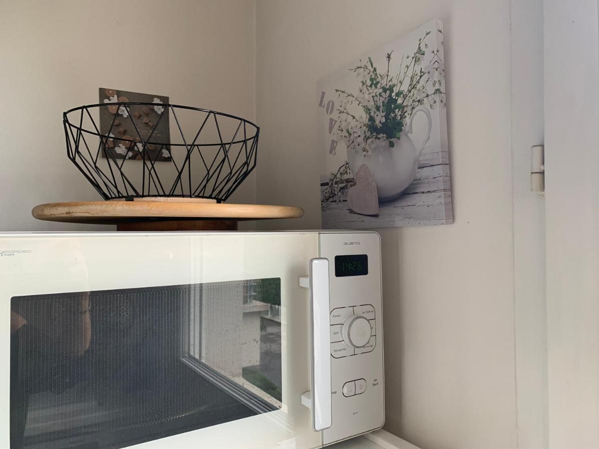 Votre Sejour Cosy A Frejus! Lägenhet Exteriör bild